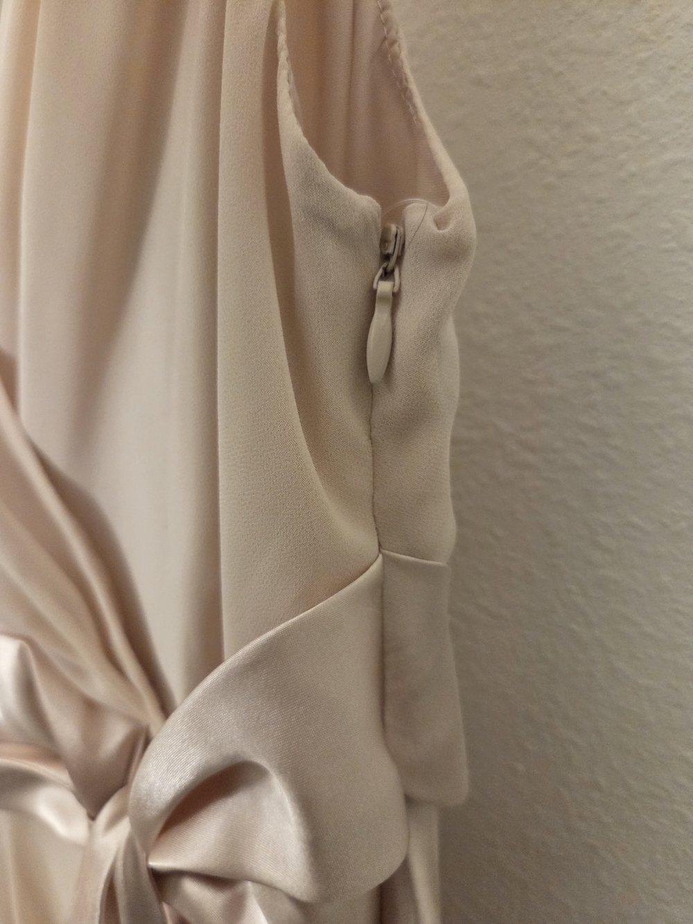 Evan Picone Blush Cream Wrap Satin-Sash Midi Dress - Picture 4 of 6
